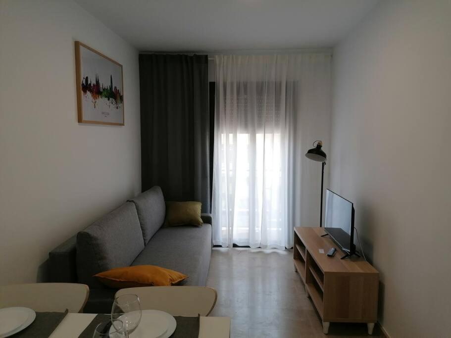 Piso Pl 2B, 20Min Plaza Cataluna Sant Adria de Besos Exterior photo